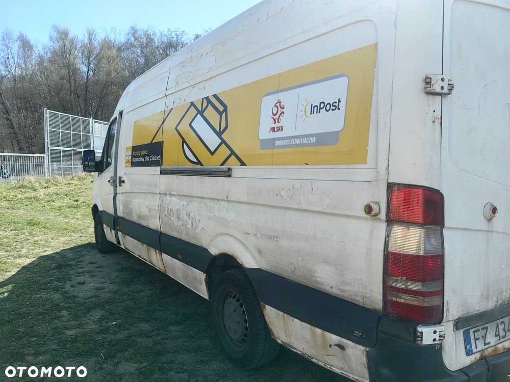 Mercedes-Benz Sprinter - 9