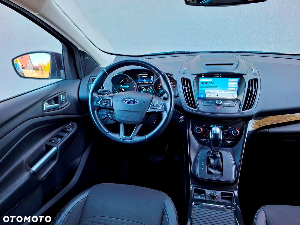Ford Kuga 2.0 TDCi AWD Titanium - 28