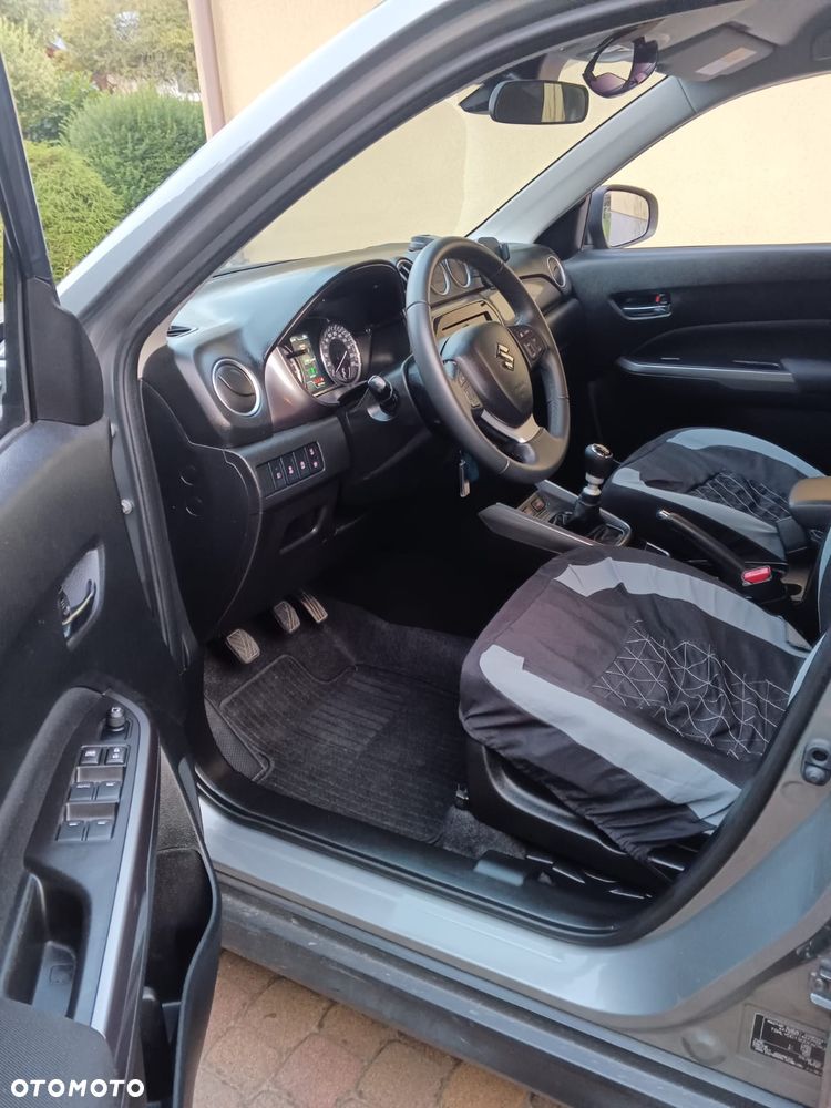 Suzuki Vitara - 20