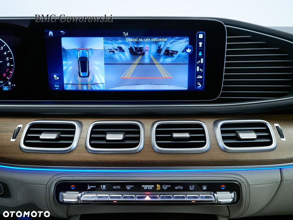 Mercedes-Benz GLE - 13