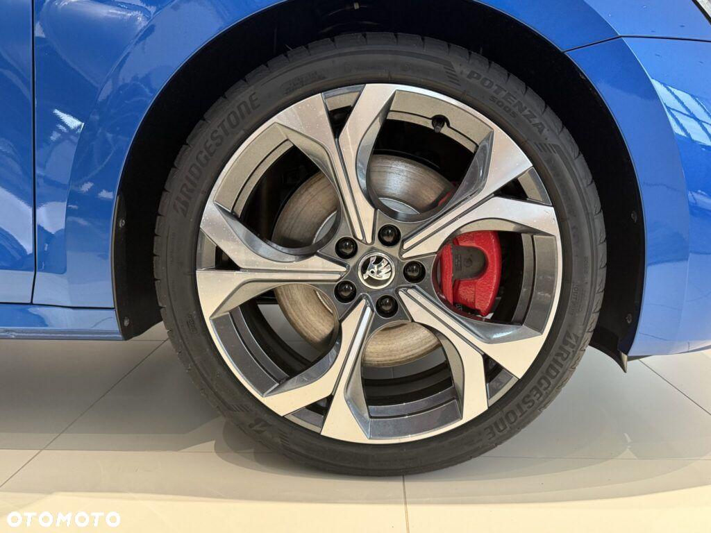 Skoda Octavia 2.0 TSI RS DSG - 11