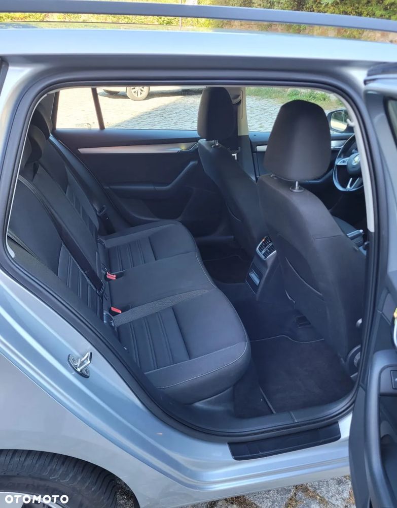 Skoda Octavia 1.5 TSI GPF ACT Ambition - 8
