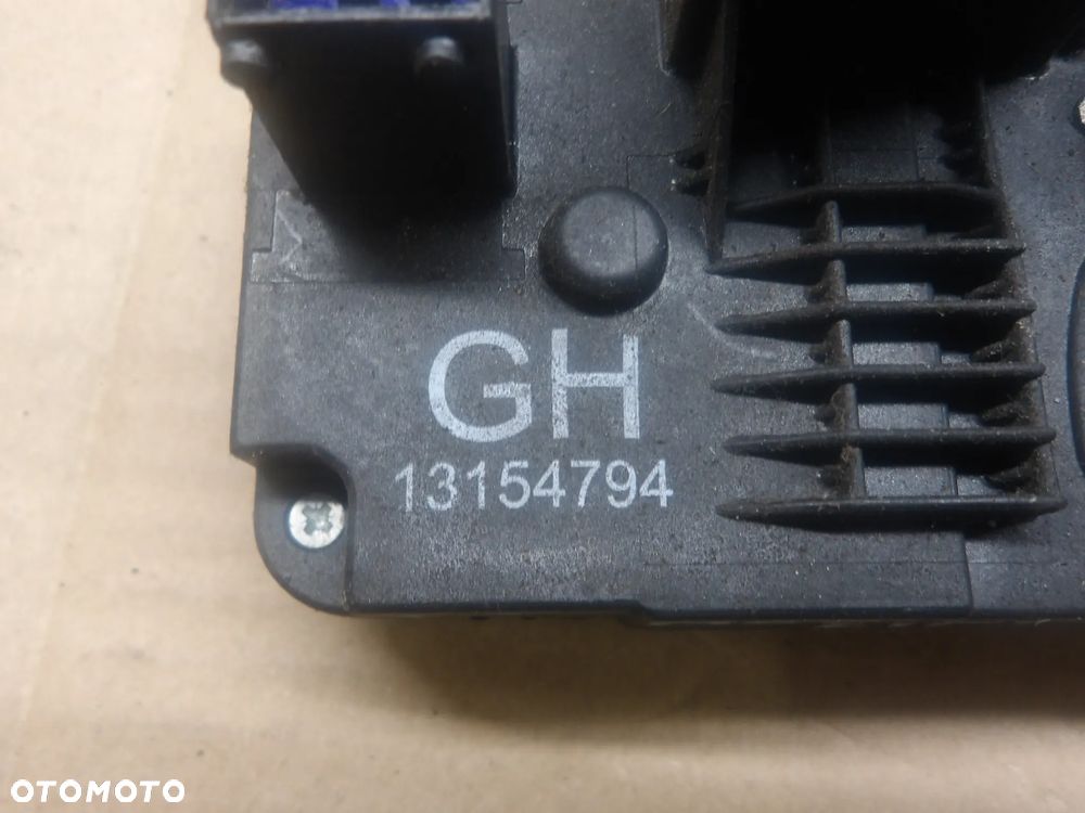 OPEL MERIVA A I LIFT 05-10 1.4B ZAMEK DRZWI PRAWY LEWY TYŁ 13154793 13154794 - 11
