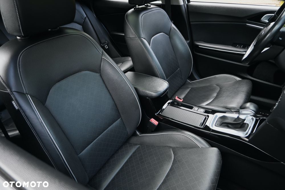 Kia XCeed 1.4 T-GDI L Business Line DCT - 30