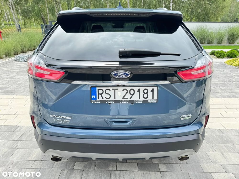 Ford Edge - 8