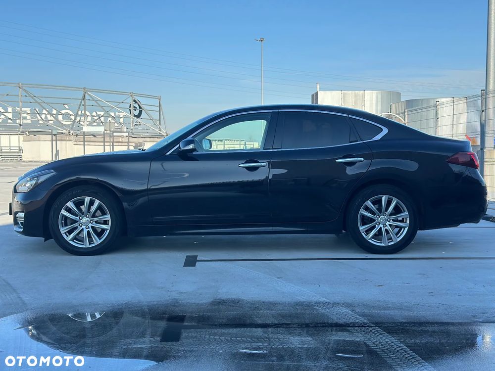 Infiniti Q70 2.2d Premium Executive - 3