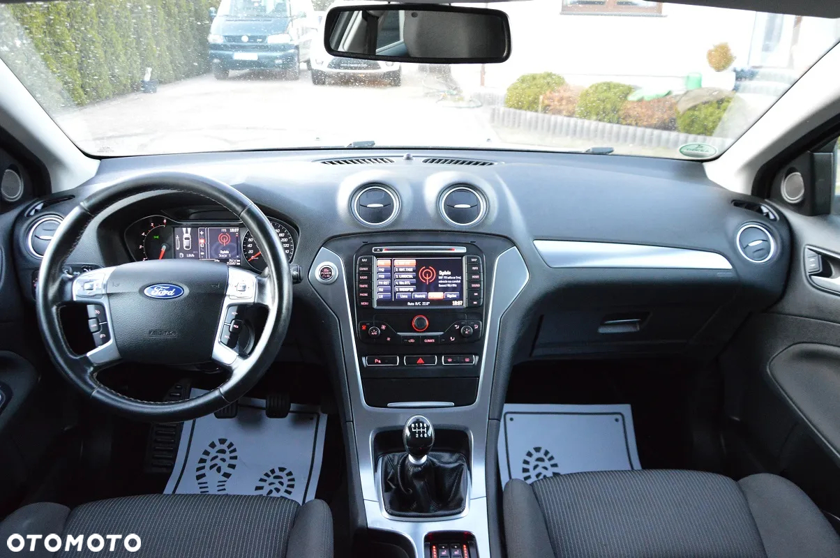Ford Mondeo 2.0 TDCi Titanium - 11