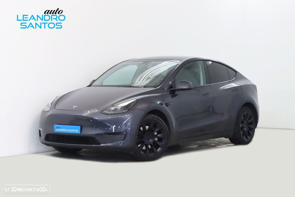 Tesla Model Y Long Range Dual Motor AWD - 2