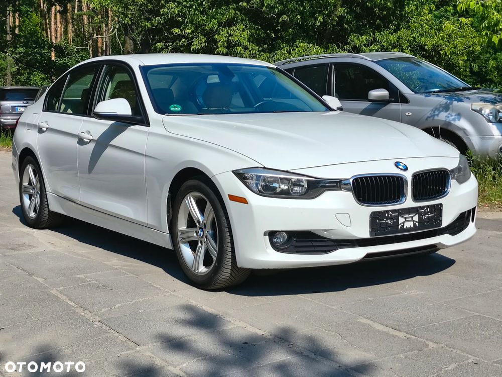 BMW Seria 3 320i Sport-Aut Luxury Line - 21