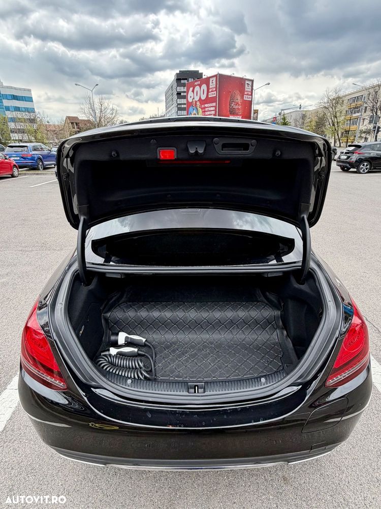 Mercedes-Benz C 300 e 9G-TRONIC AMG Line - 25