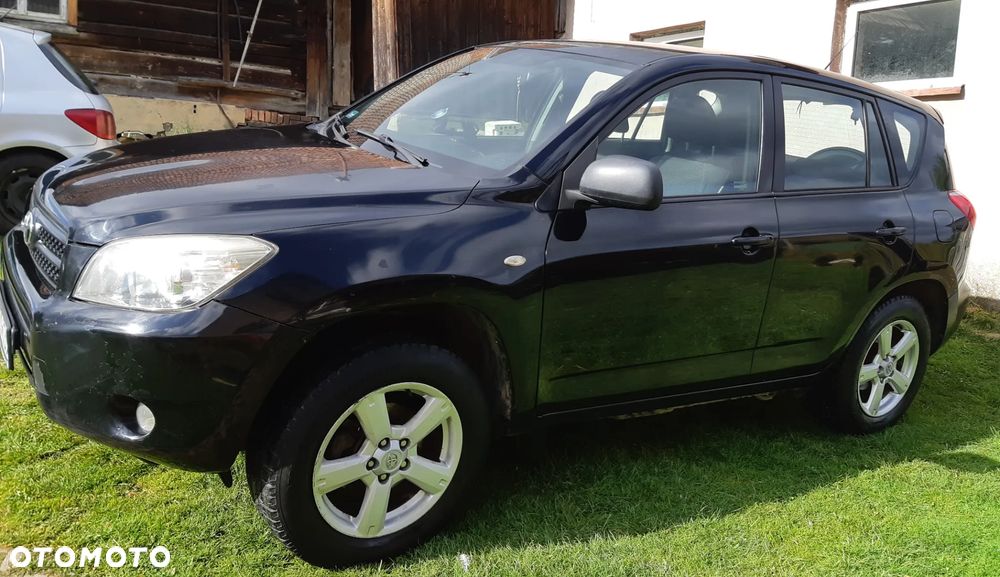 Toyota RAV4 - 3