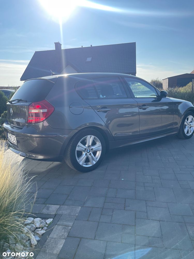 BMW Seria 1 118i Edition Sport - 9