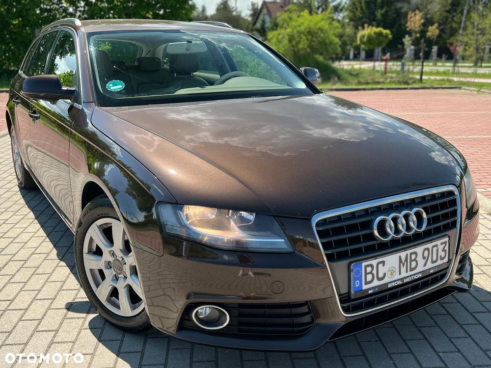 Audi A4 Avant 2.0 TDI DPF multitronic Attraction - 2