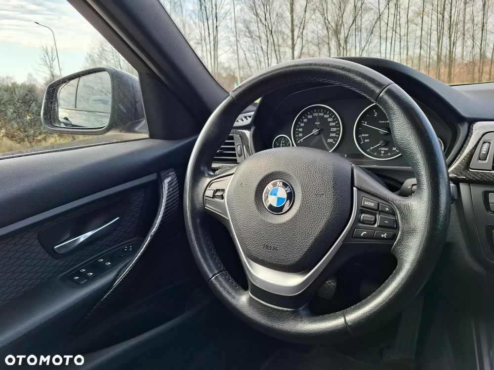 BMW Seria 3 - 17