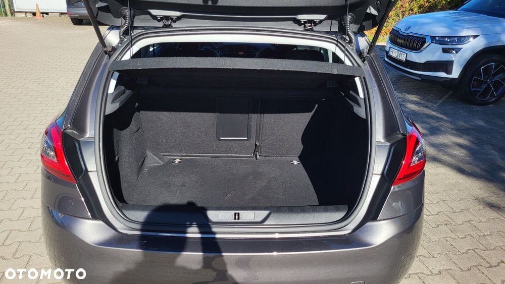Peugeot 308 1.2 PureTech GPF Allure S&S EAT8 - 13