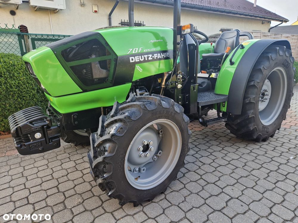 Deutz-Fahr AGROPLUS 70F KEYLINE - 25