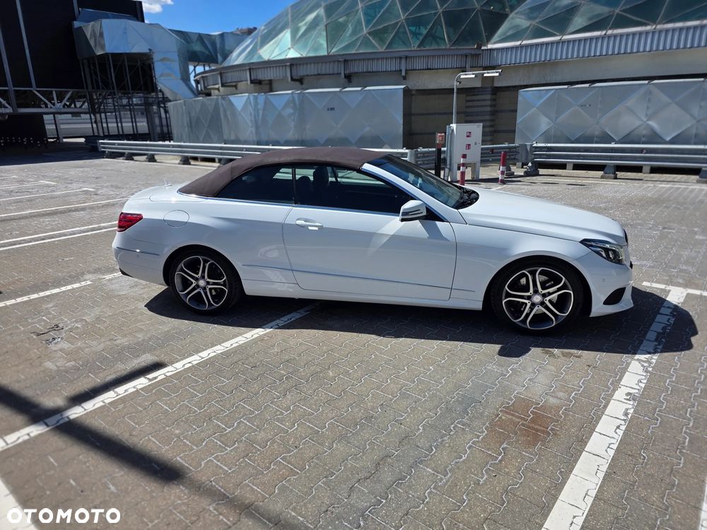 Mercedes-Benz Klasa E 250 7G-TRONIC - 8