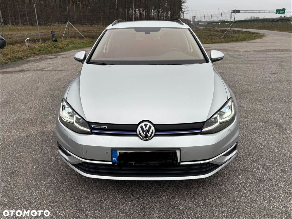 Volkswagen Golf 1.5 TSI BMT Comfortline - 3