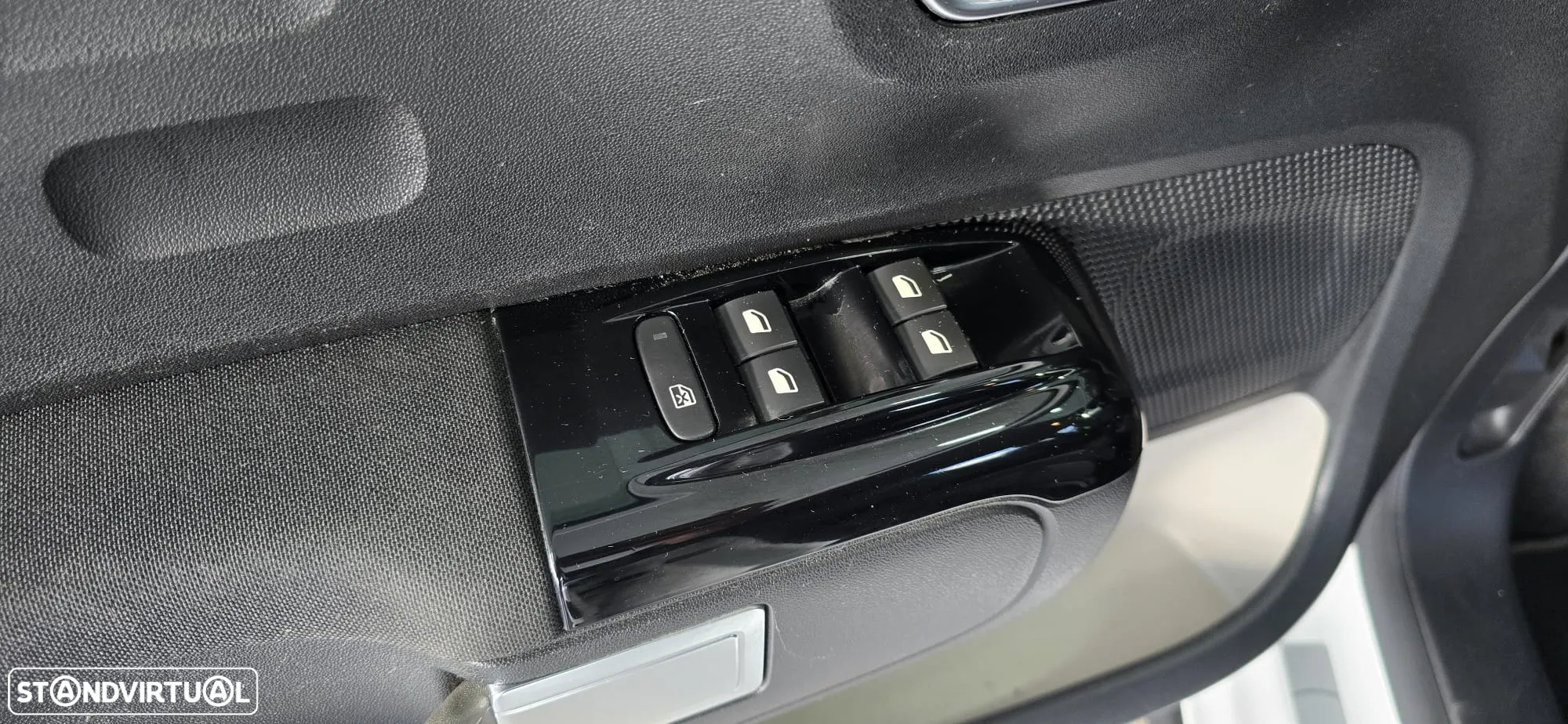 Citroën C3 1.5 BlueHDi C-Series - 20