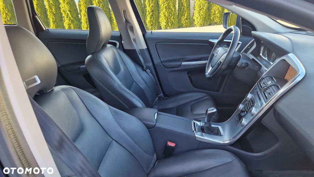 Volvo XC 60 D3 Summum - 15
