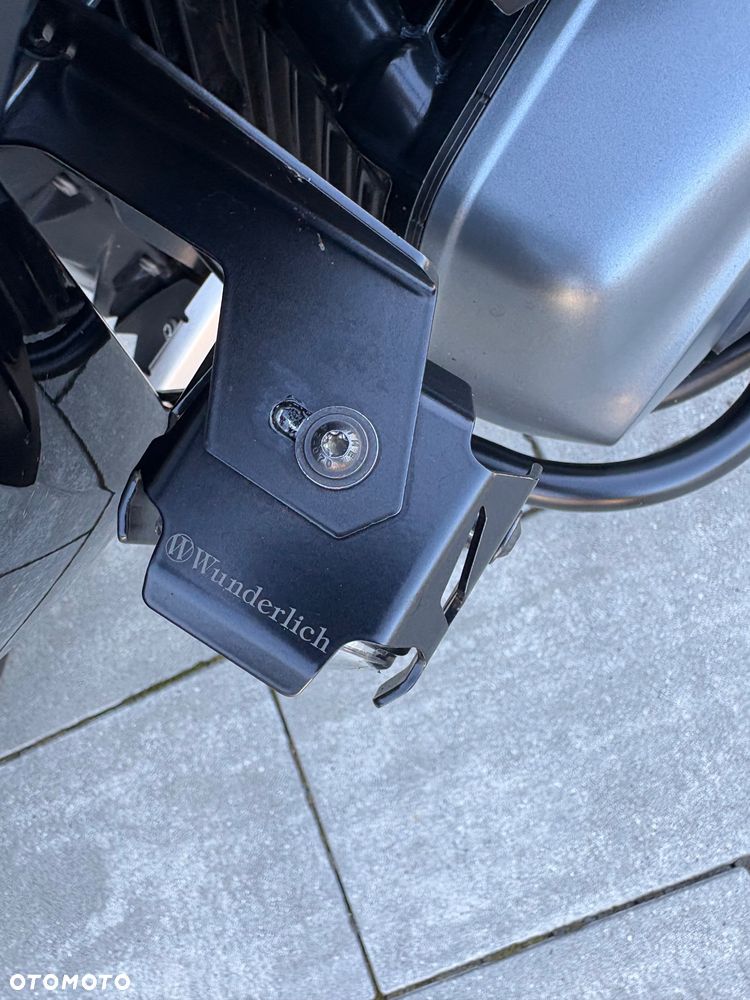 BMW RS - 16