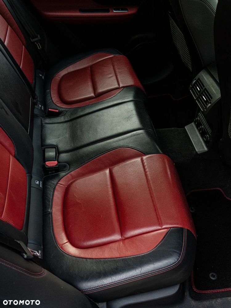 Jaguar F-Pace 2.0 i4D AWD R-Sport - 7