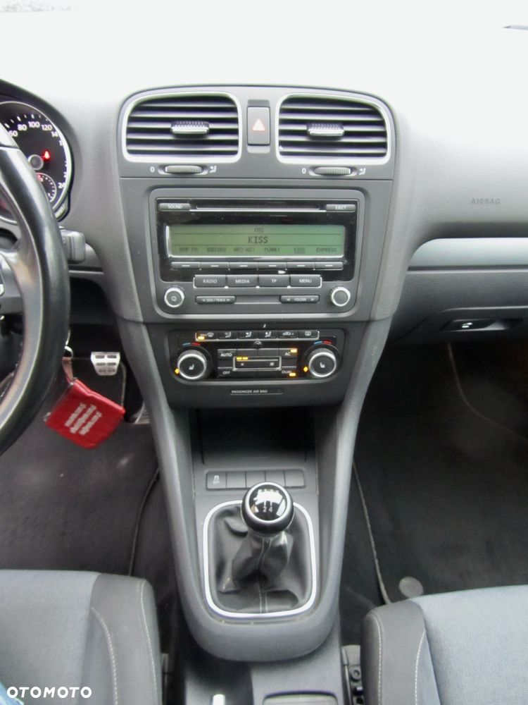 Volkswagen Golf - 11