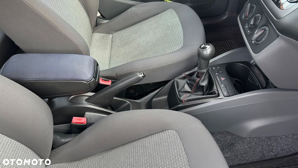 Seat Ibiza 1.4 16V Reference - 7