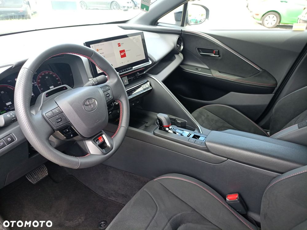 Toyota C-HR - 15