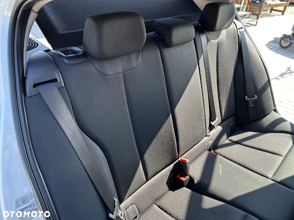 BMW Seria 1 - 23