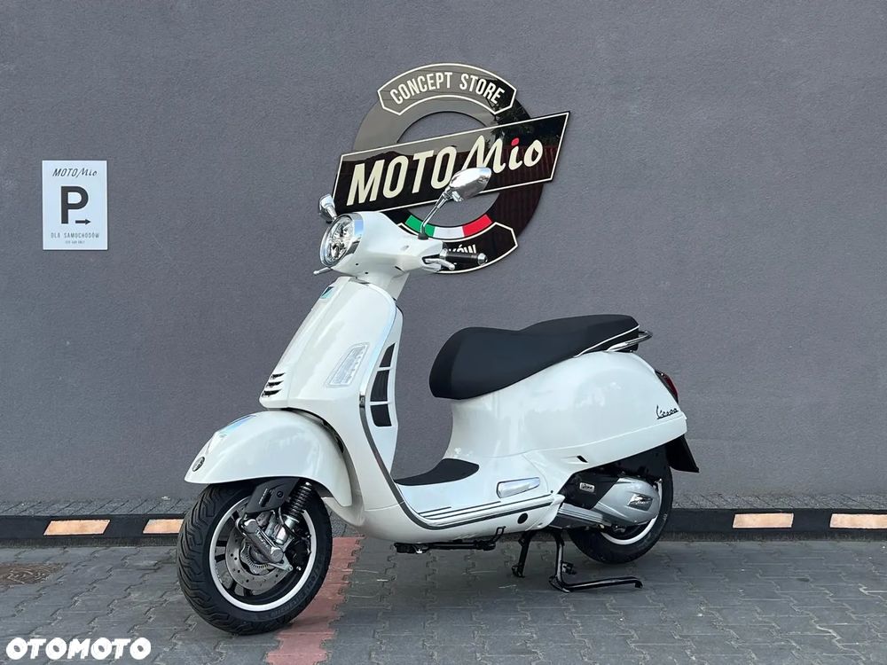 Vespa GTS - 2