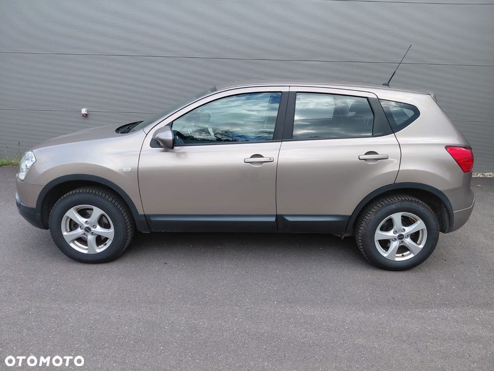 Nissan Qashqai 1.6 visia - 3