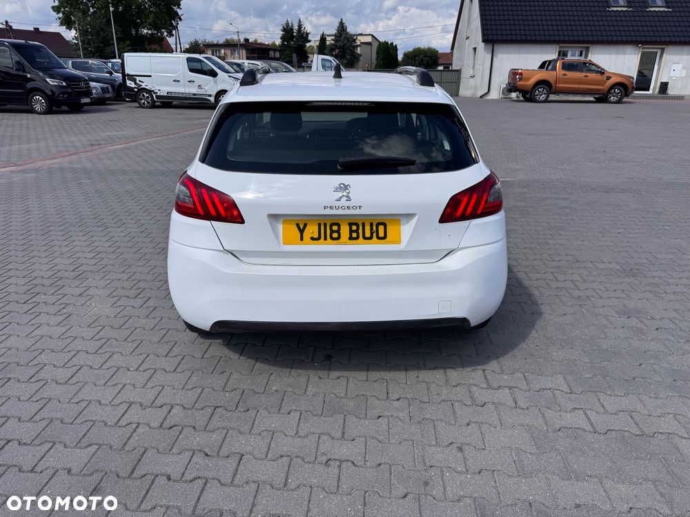 Peugeot 308 1.6 e-HDi Allure S&S - 6