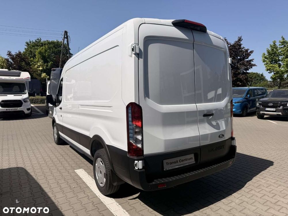Ford Transit - 12