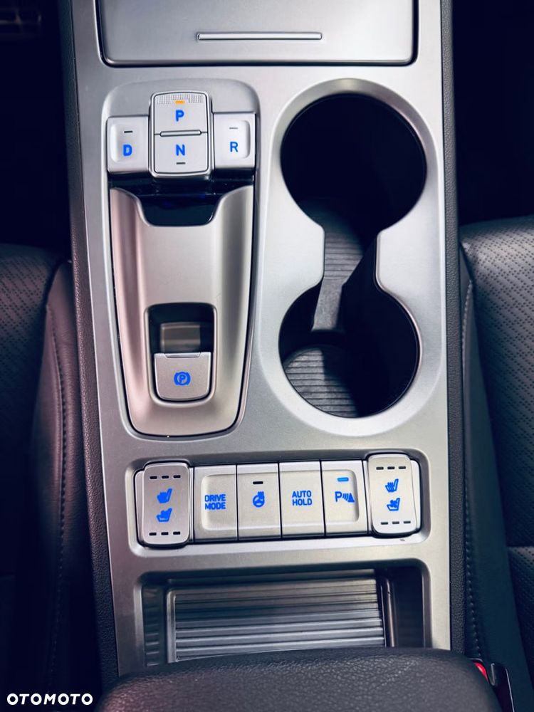 Hyundai Kona Premium - 8