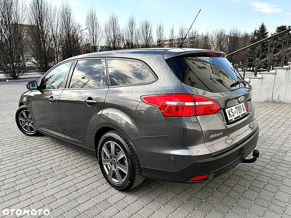 Ford Focus 1.6 TDCi DPF Start-Stopp-System Titanium - 4