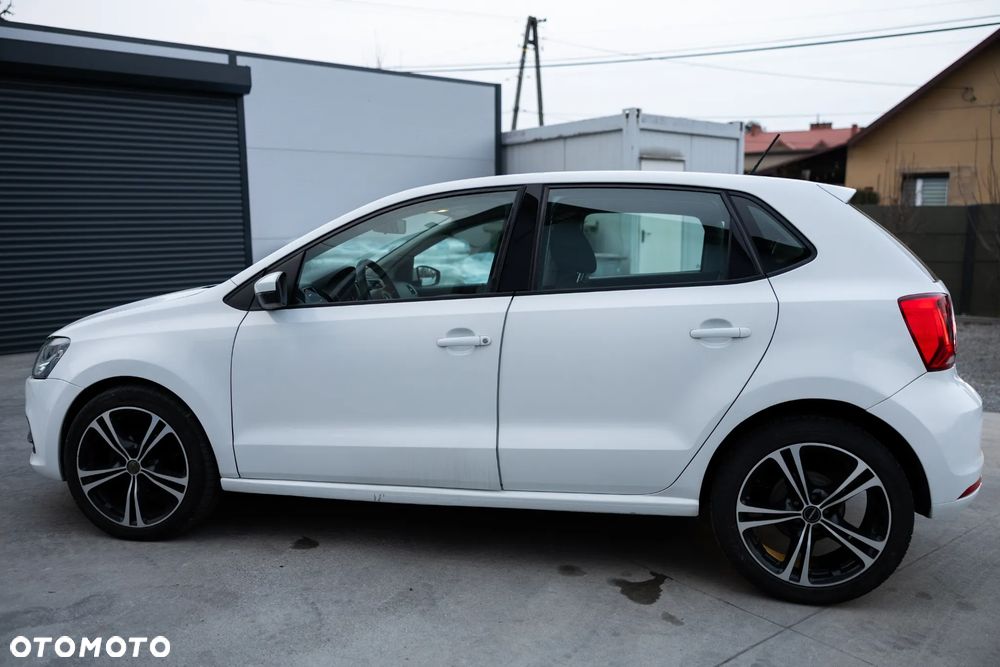 Volkswagen Polo - 12