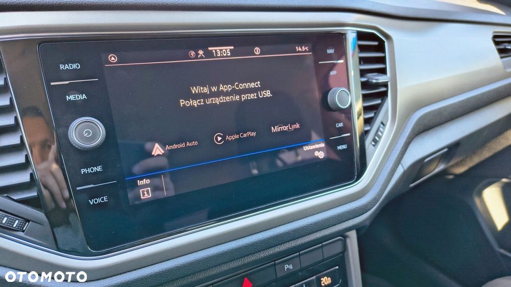 Volkswagen T-Roc - 22