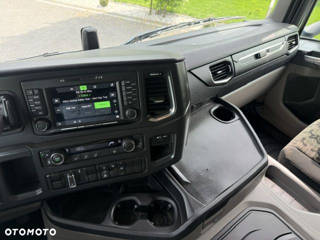Scania P 220 4x2 Firanka 8,5M E6 Super Stan - 12