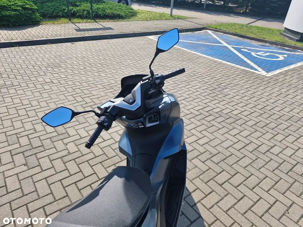 Honda PCX - 8