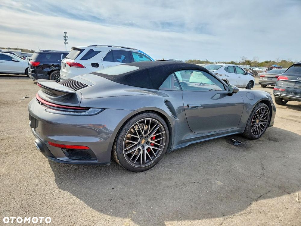 Porsche 911 - 4
