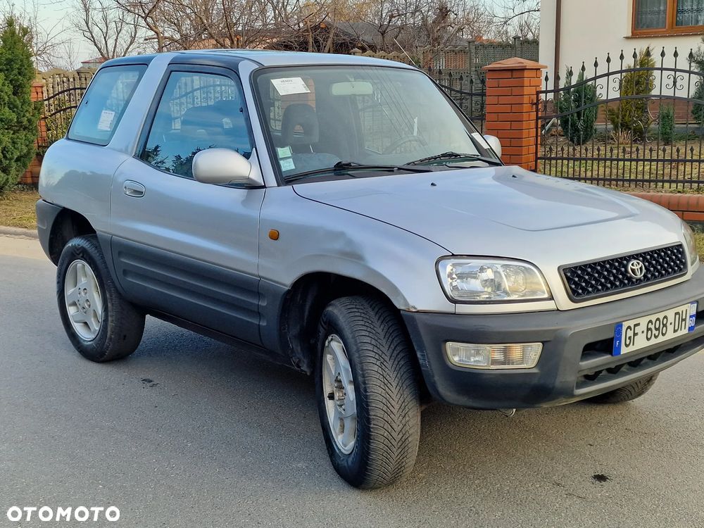 Toyota RAV4 2.0 Special - 4