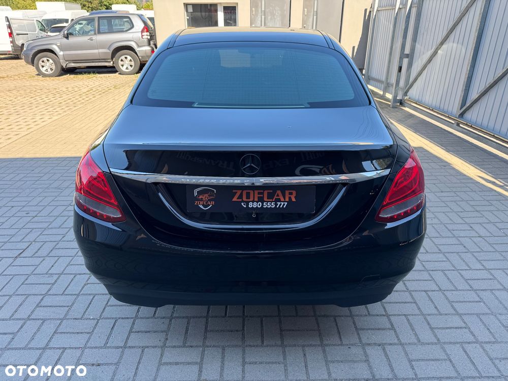 Mercedes-Benz Klasa C 160 AMG Line - 4