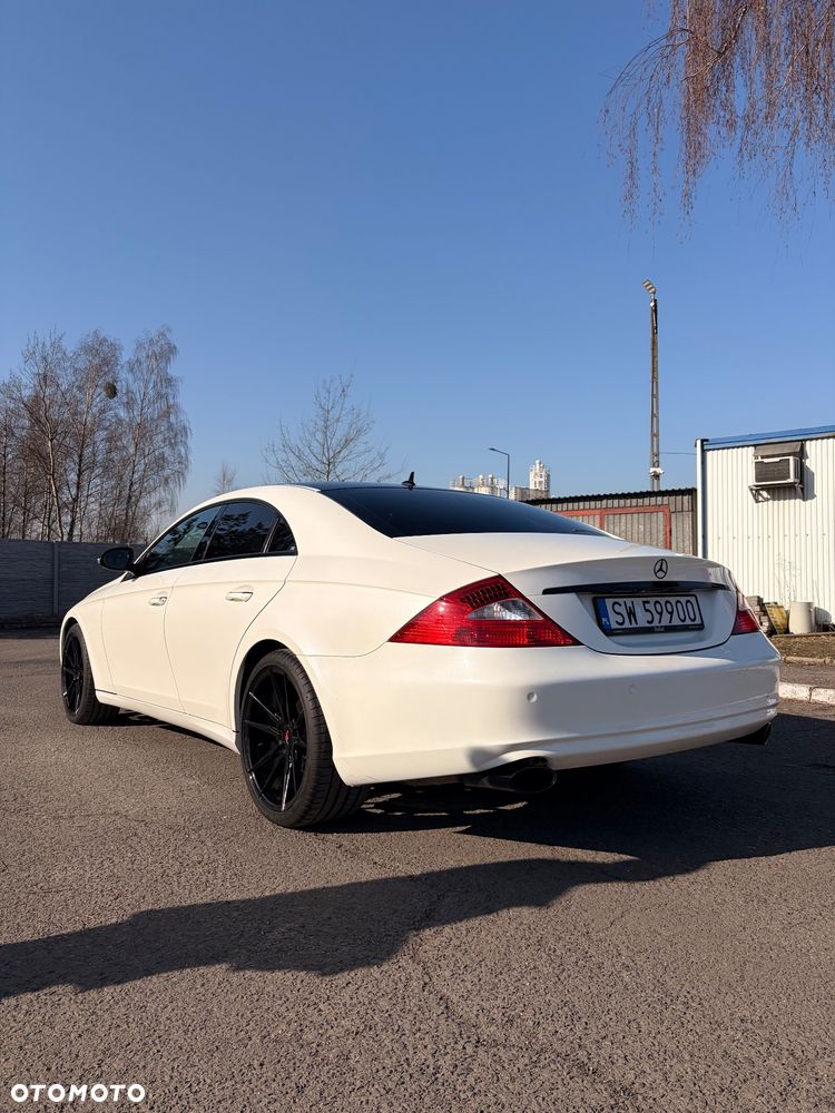 Mercedes-Benz CLS - 4
