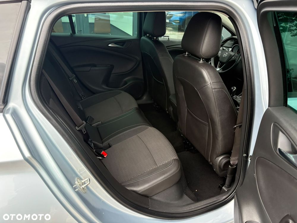 Opel Astra 1.4 Turbo ON - 11