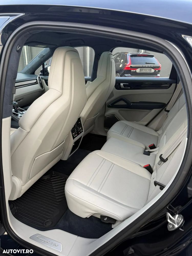 Porsche Cayenne Coupe E-Hybrid Tiptronic S - 22