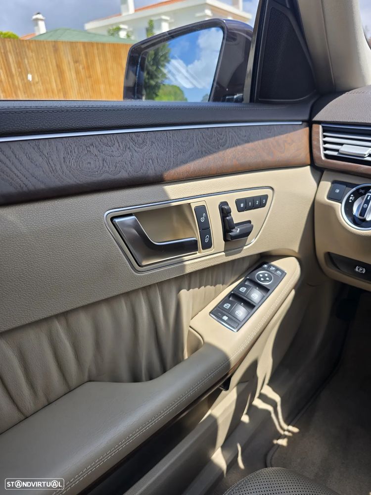 Mercedes-Benz E 300 Bluetec Hybrid Avantgarde - 24