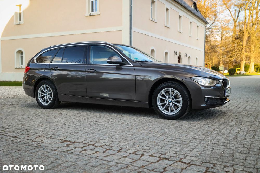 BMW Seria 3 320d Blue Performance Luxury Line - 8