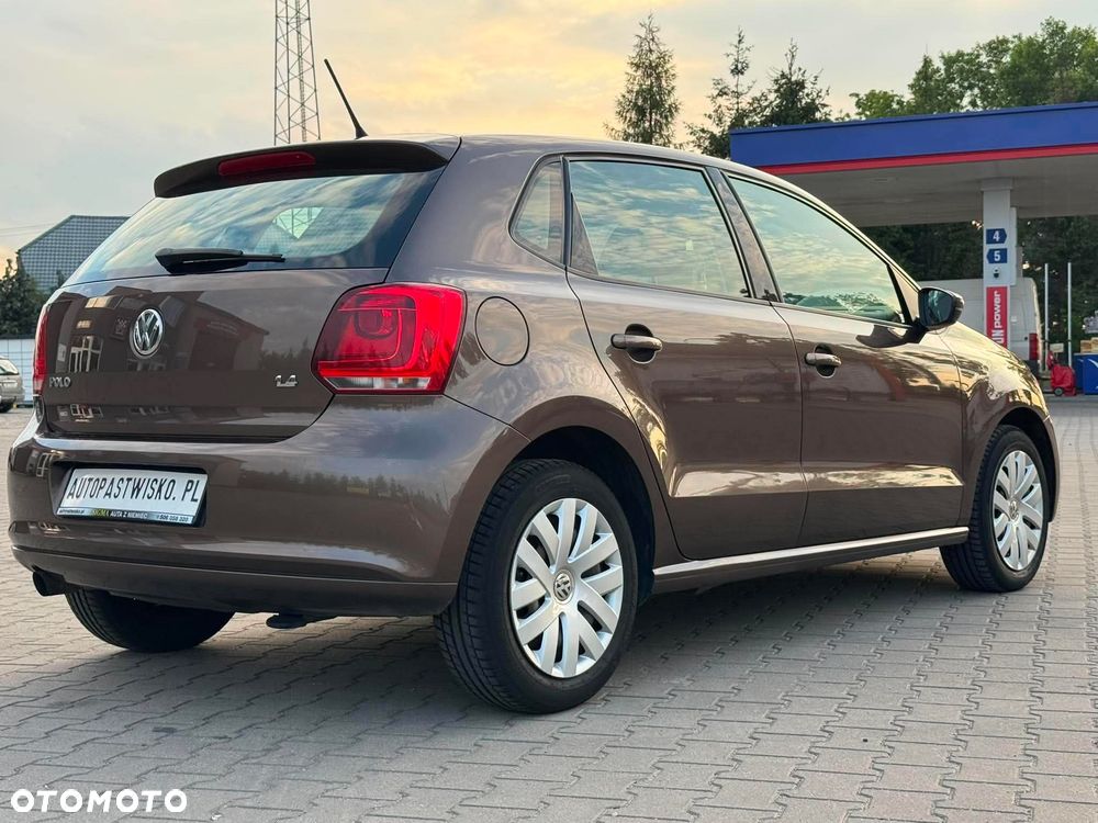 Volkswagen Polo 1.4 16V Comfortline - 18