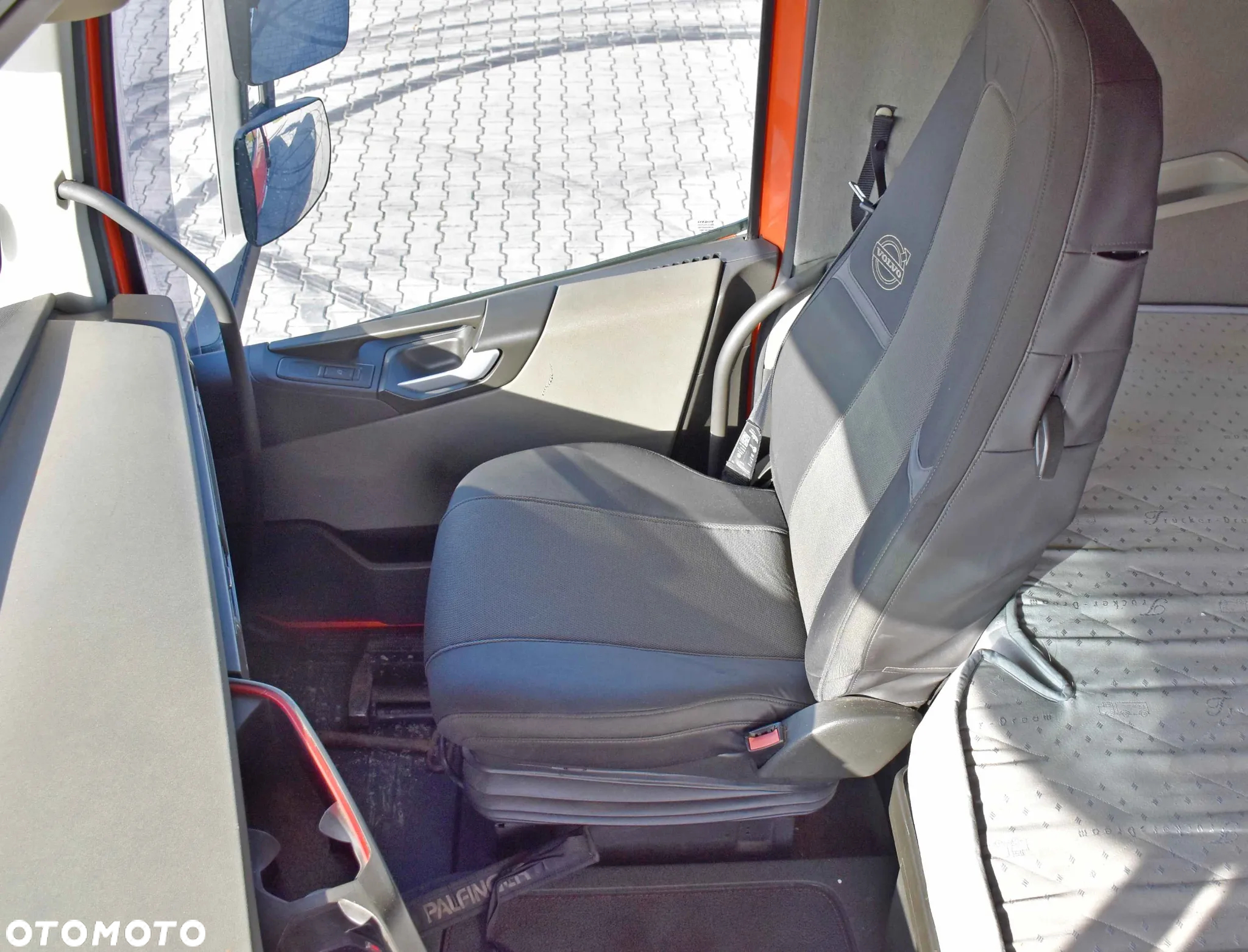Volvo FH 420 * LAWETA 7,90 m + PK 26002 - EH D + PILOT / STAN BDB - 11